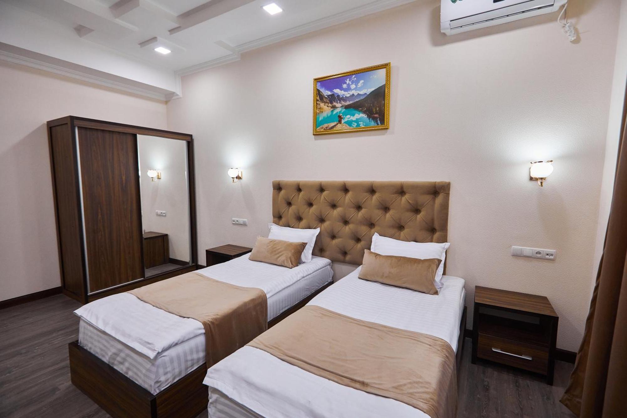 Grand Art Hotel Tashkent Ngoại thất bức ảnh