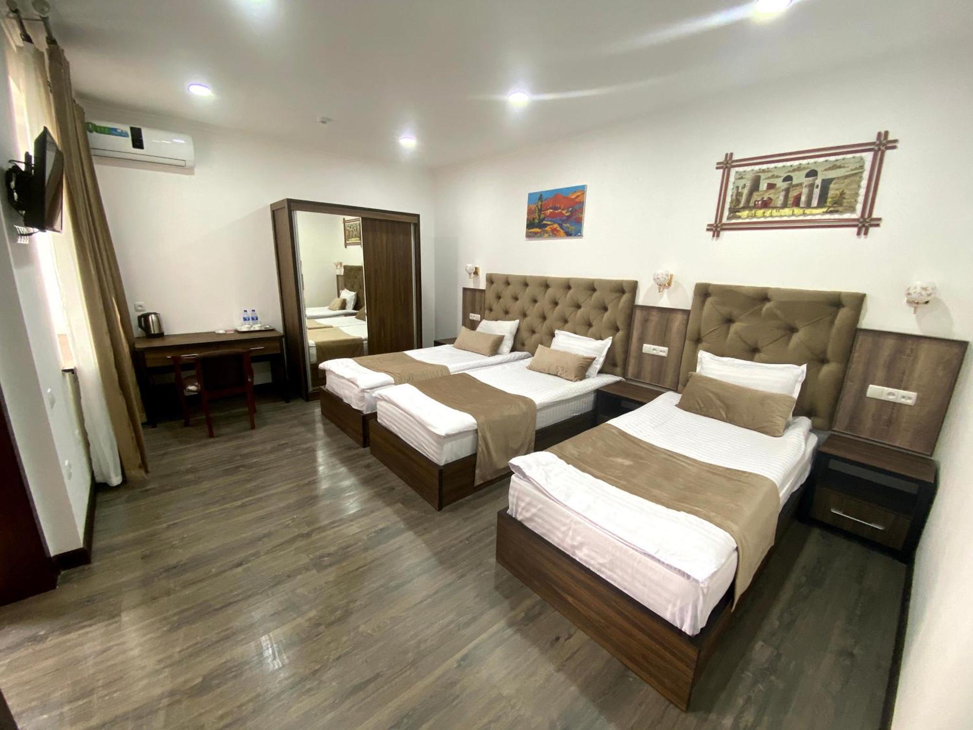 Grand Art Hotel Tashkent Ngoại thất bức ảnh