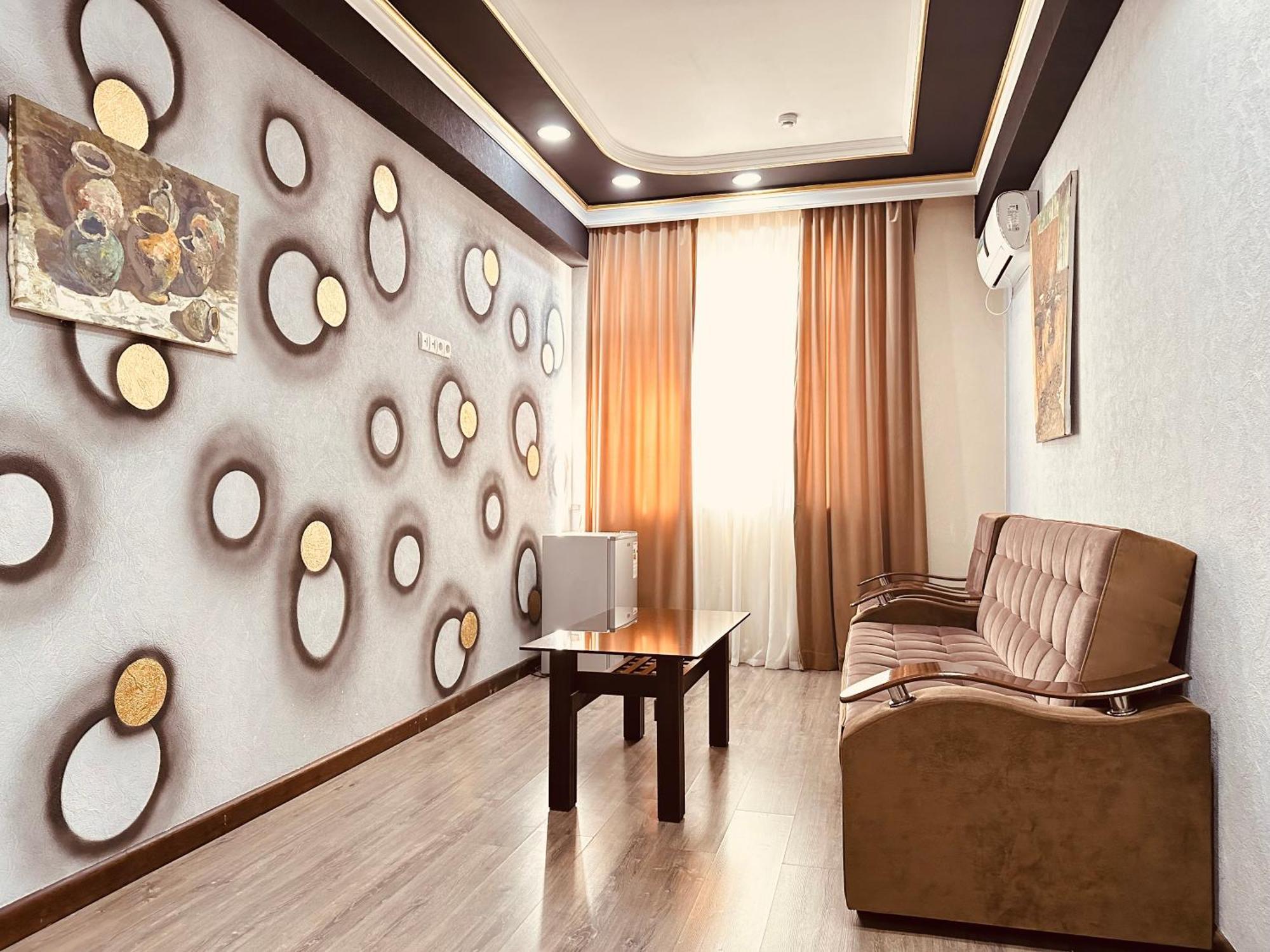 Grand Art Hotel Tashkent Ngoại thất bức ảnh
