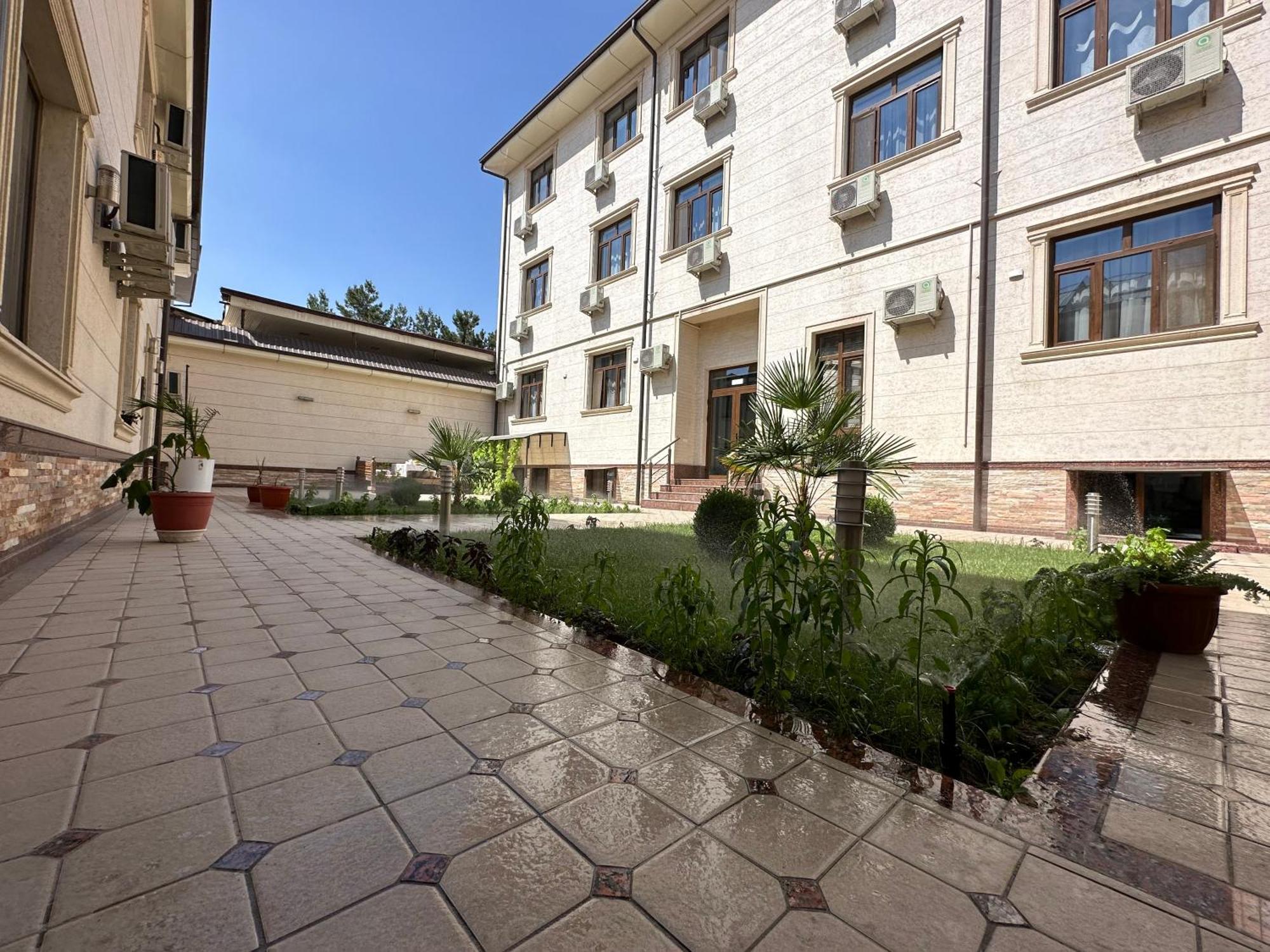 Grand Art Hotel Tashkent Ngoại thất bức ảnh