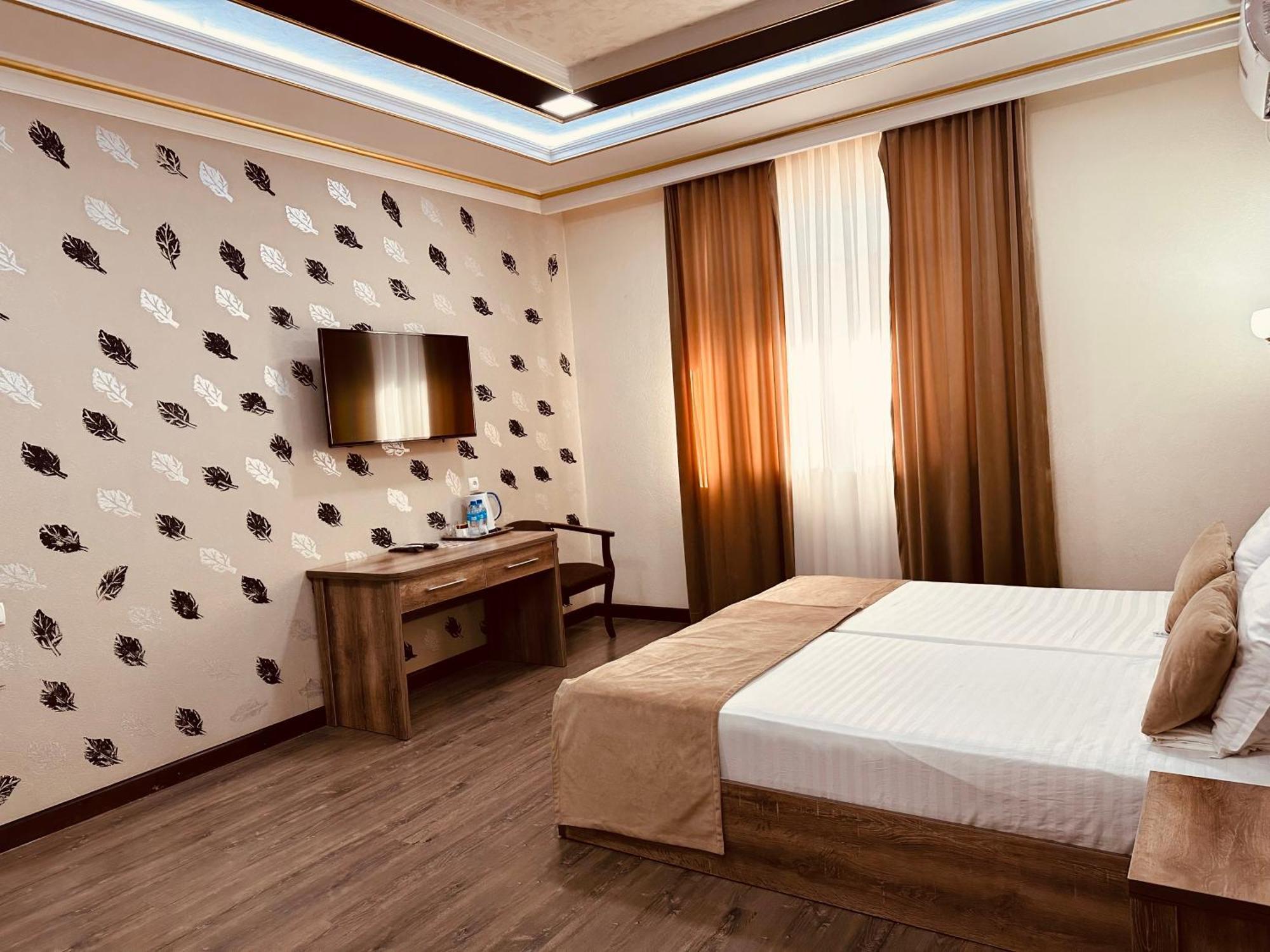 Grand Art Hotel Tashkent Ngoại thất bức ảnh