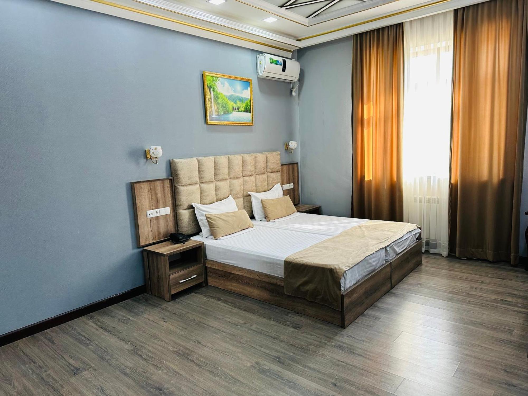 Grand Art Hotel Tashkent Ngoại thất bức ảnh