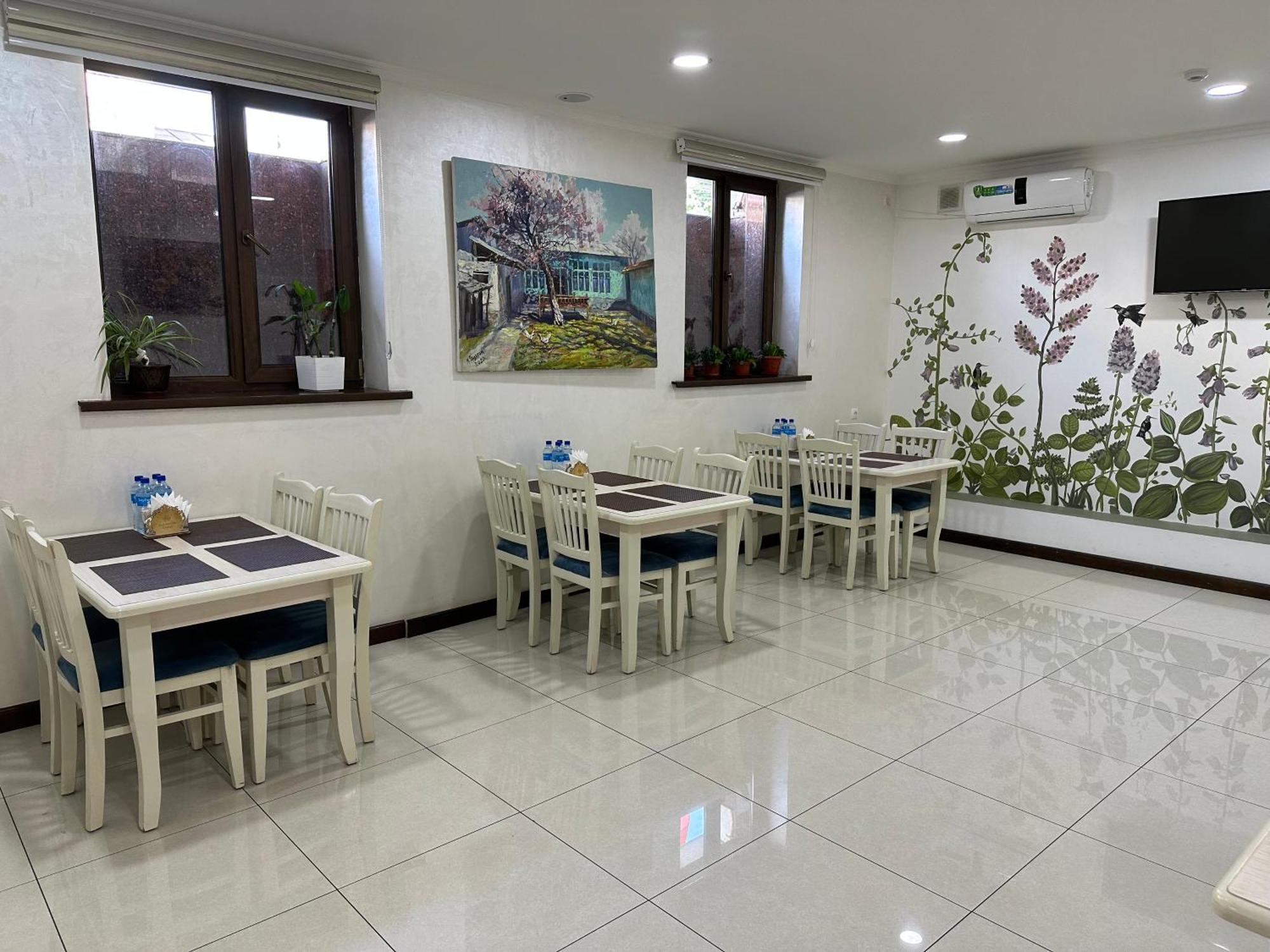 Grand Art Hotel Tashkent Ngoại thất bức ảnh