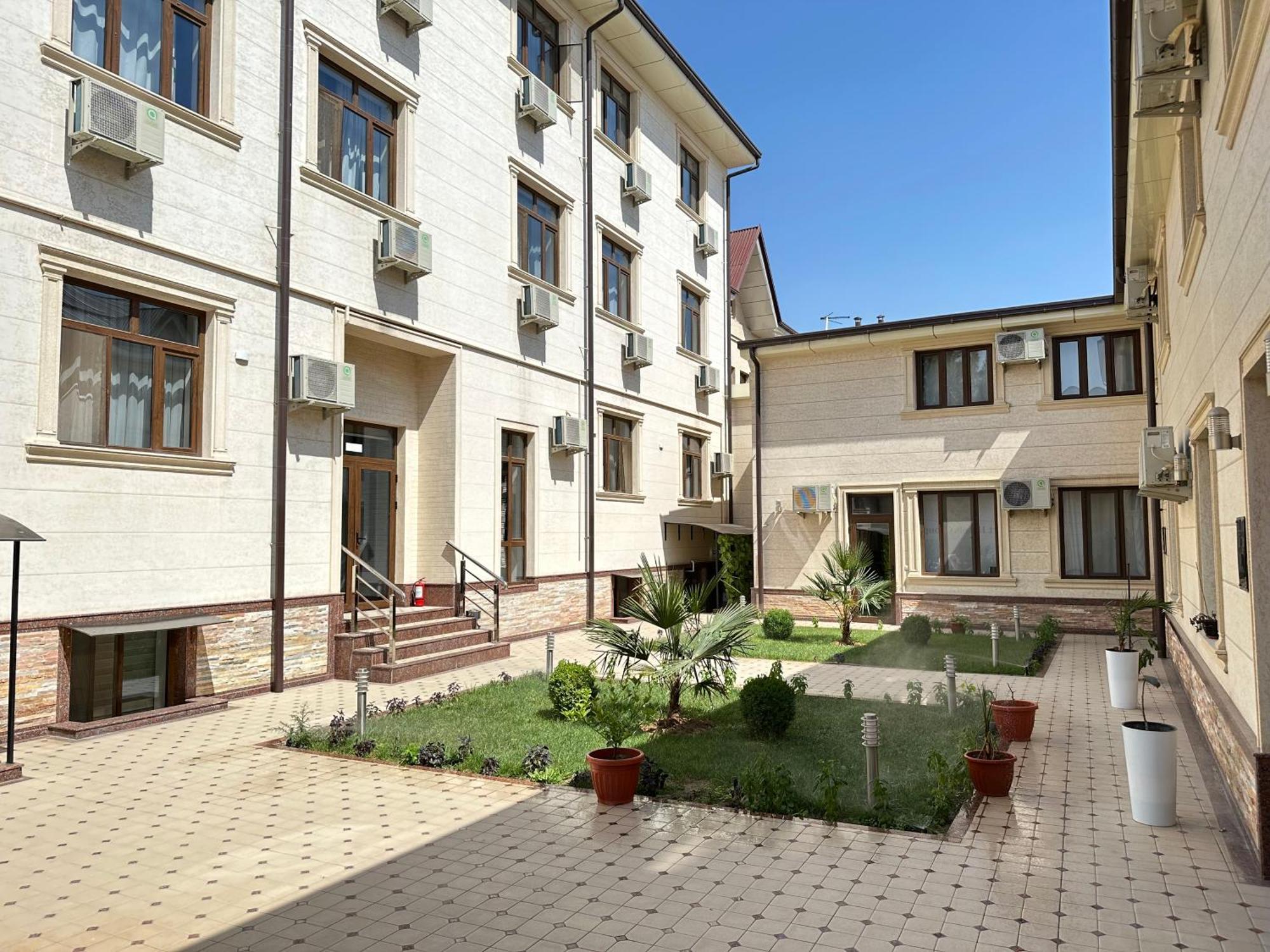 Grand Art Hotel Tashkent Ngoại thất bức ảnh